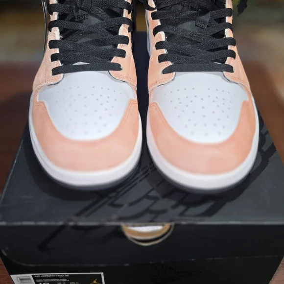 Nike Air Jordan 1 MID SE "Flight Club" Size 13 (Brand New W/ Box) - Picture 3 of 5